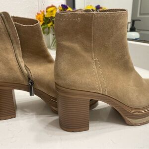 Steve Madden suede heel boots